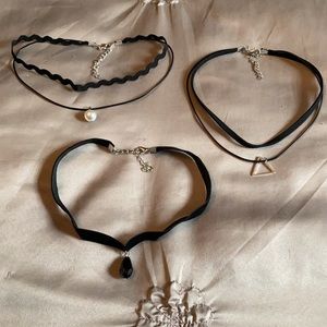 ❌SOLD❌ ♥️ 3 Black Chokers Variety Bundle A